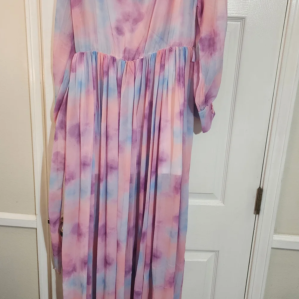 Elegant Pink and Purple Women's Dress - Picture 2 of 6